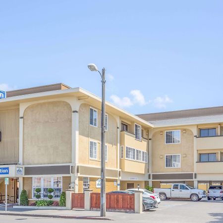 Days Inn By Wyndham Eureka Ca Exteriér fotografie