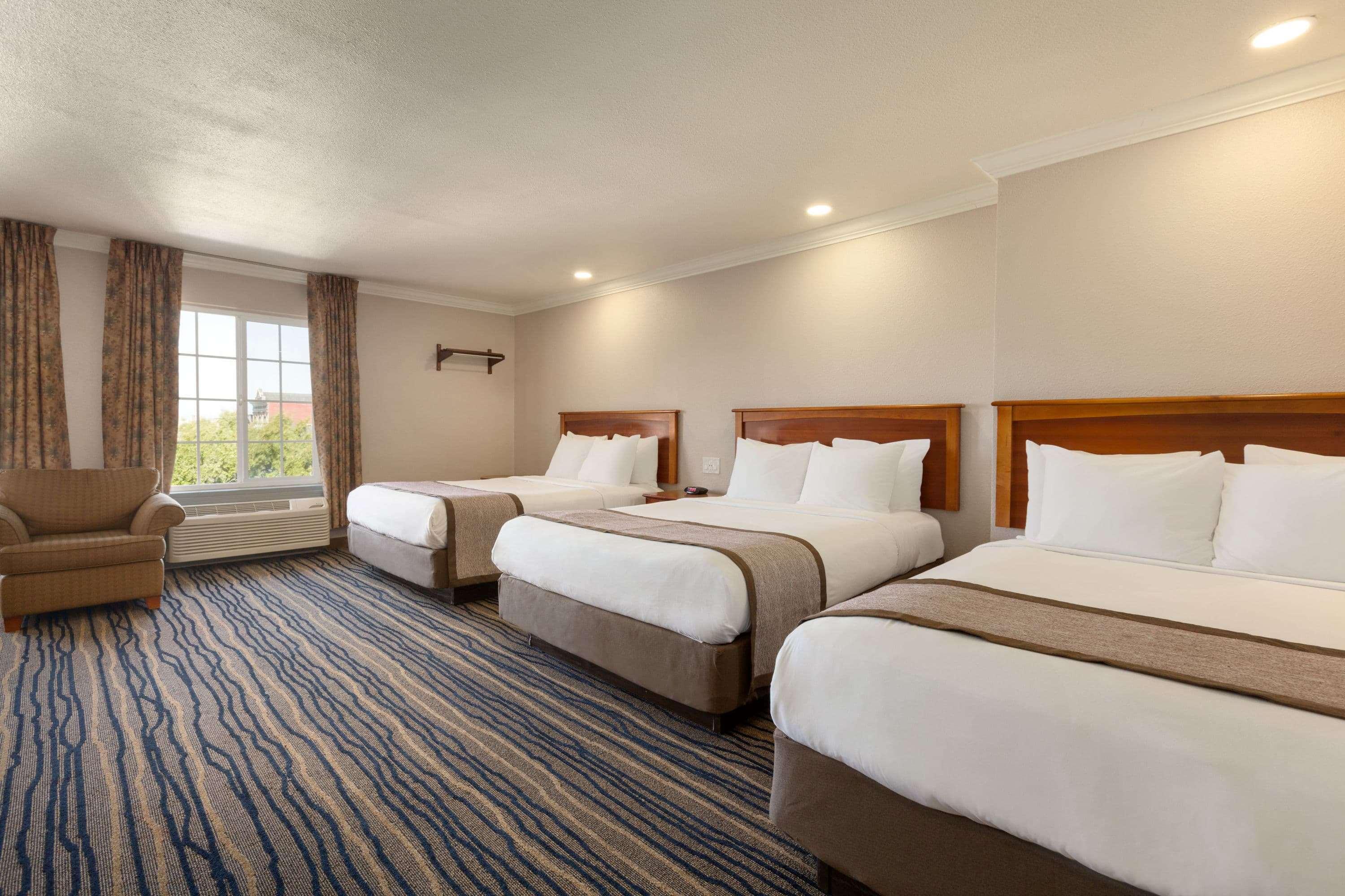 Days Inn By Wyndham Eureka Ca Exteriér fotografie