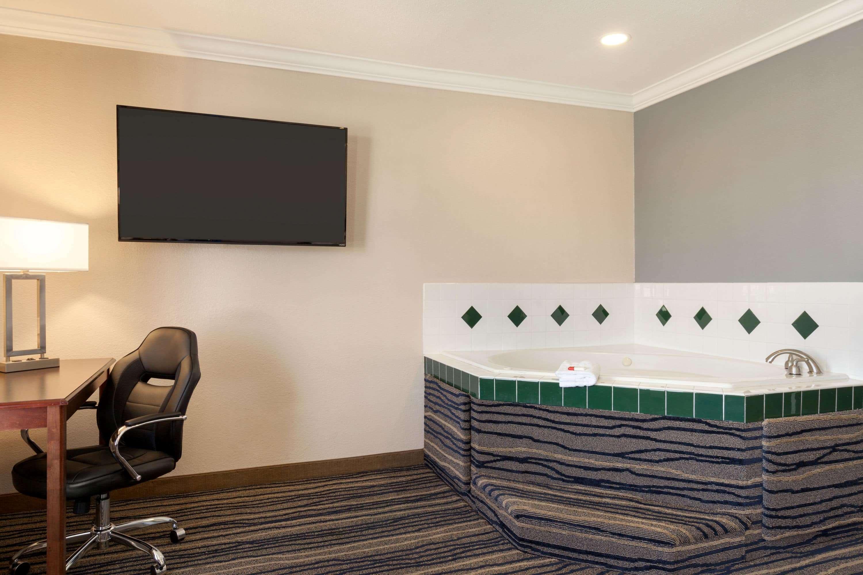 Days Inn By Wyndham Eureka Ca Exteriér fotografie